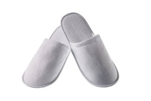 W4708 TNT WHITE SLIPPERS FOR HOTEL USE 100pairs LEONE